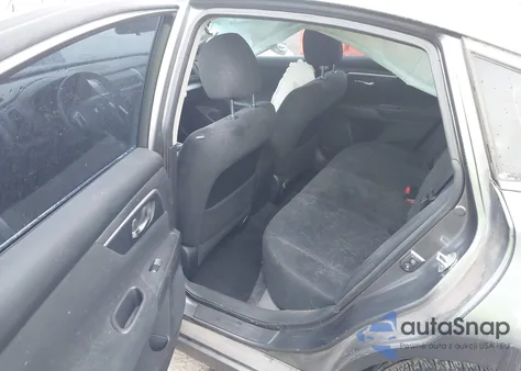 2015 Nissan Altima 2.5 S из США, поврежденный, VIN 1N4AL3AP0FN355986